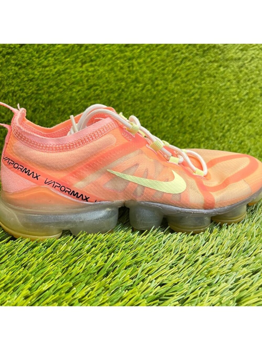 Nike Air VaporMax 2019 Womens Size 6.5 Pink Tint Volt Running Shoes Sneakers